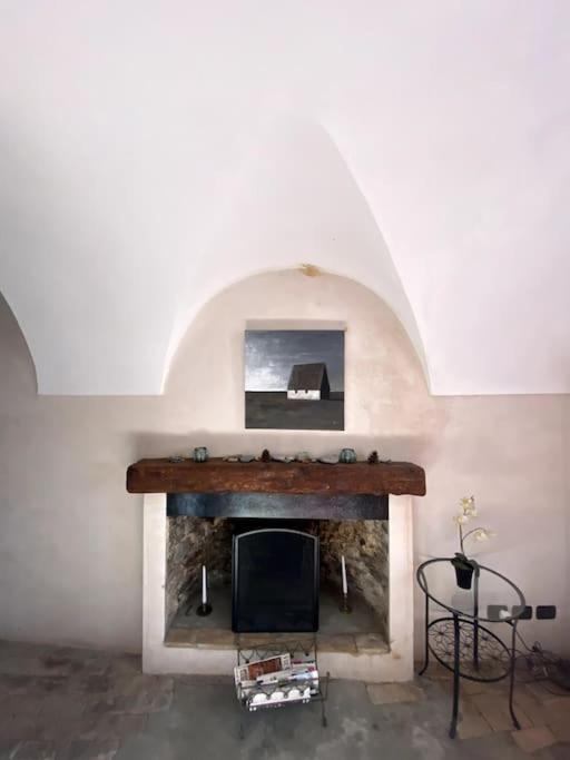 Iconic Italian Townhouse W Rooftop Terrace & Mountain View, Пиня Екстериор снимка