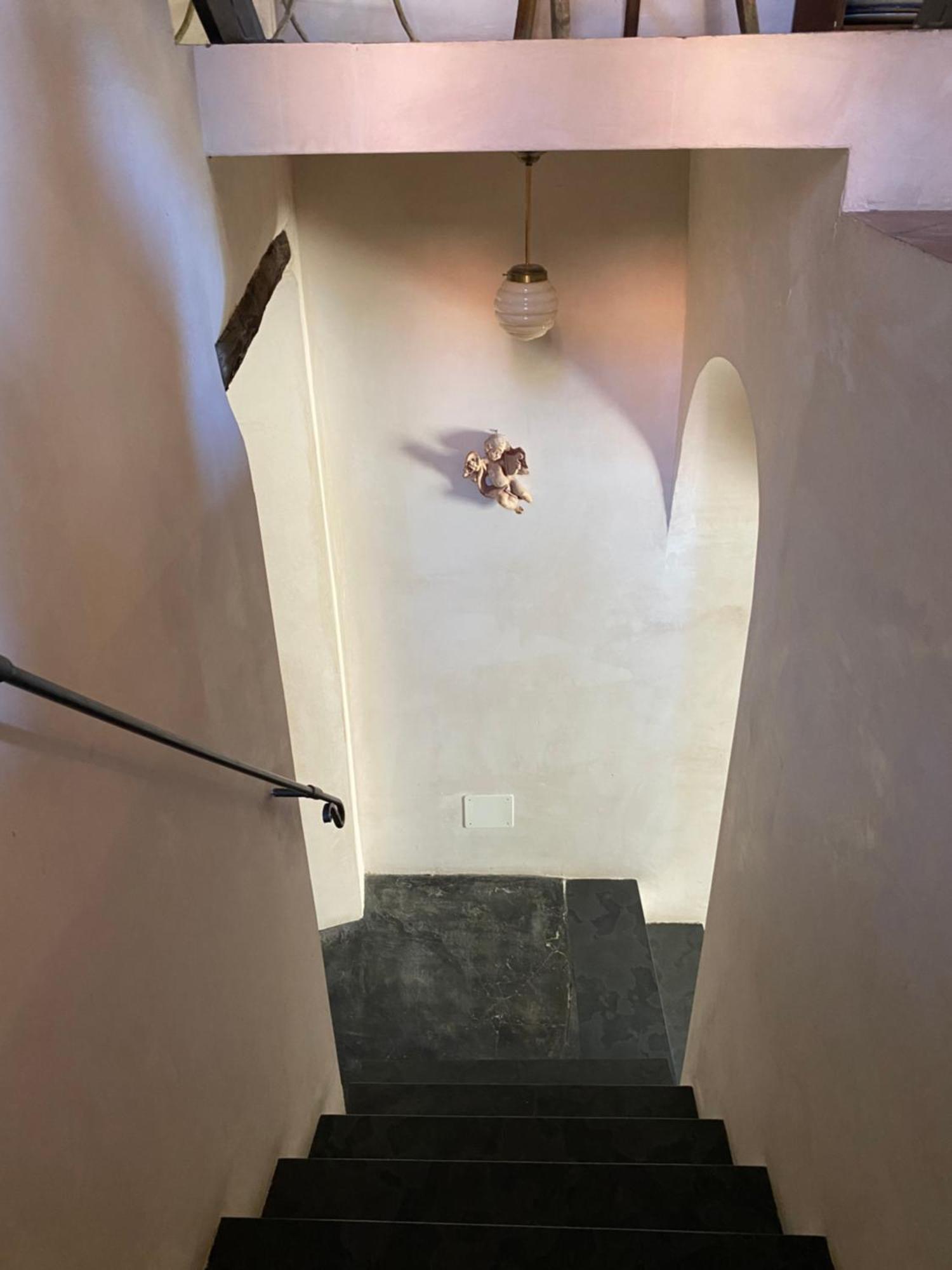 Iconic Italian Townhouse W Rooftop Terrace & Mountain View, Пиня Екстериор снимка